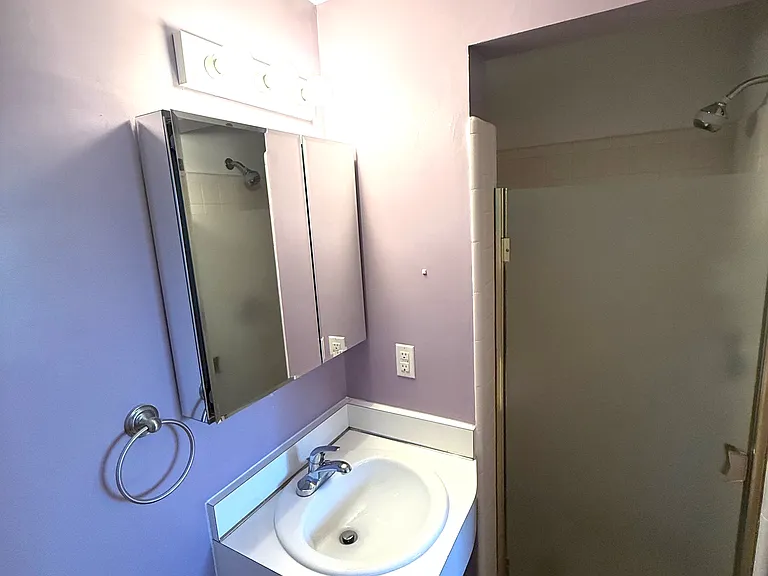 3163 Plymouth Rd — Photo 45