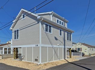 218 Harbor Dr, Lavallette, NJ 08735