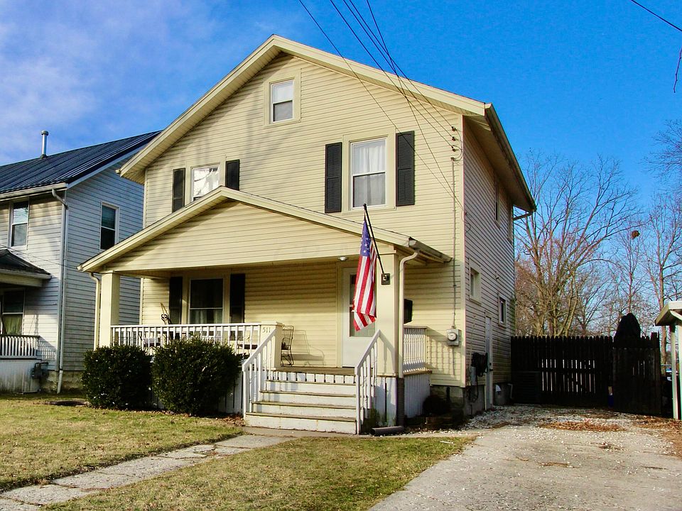1st image of 511 Forest St