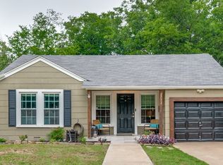 2712 Ryan Ave, Fort Worth, TX 76110