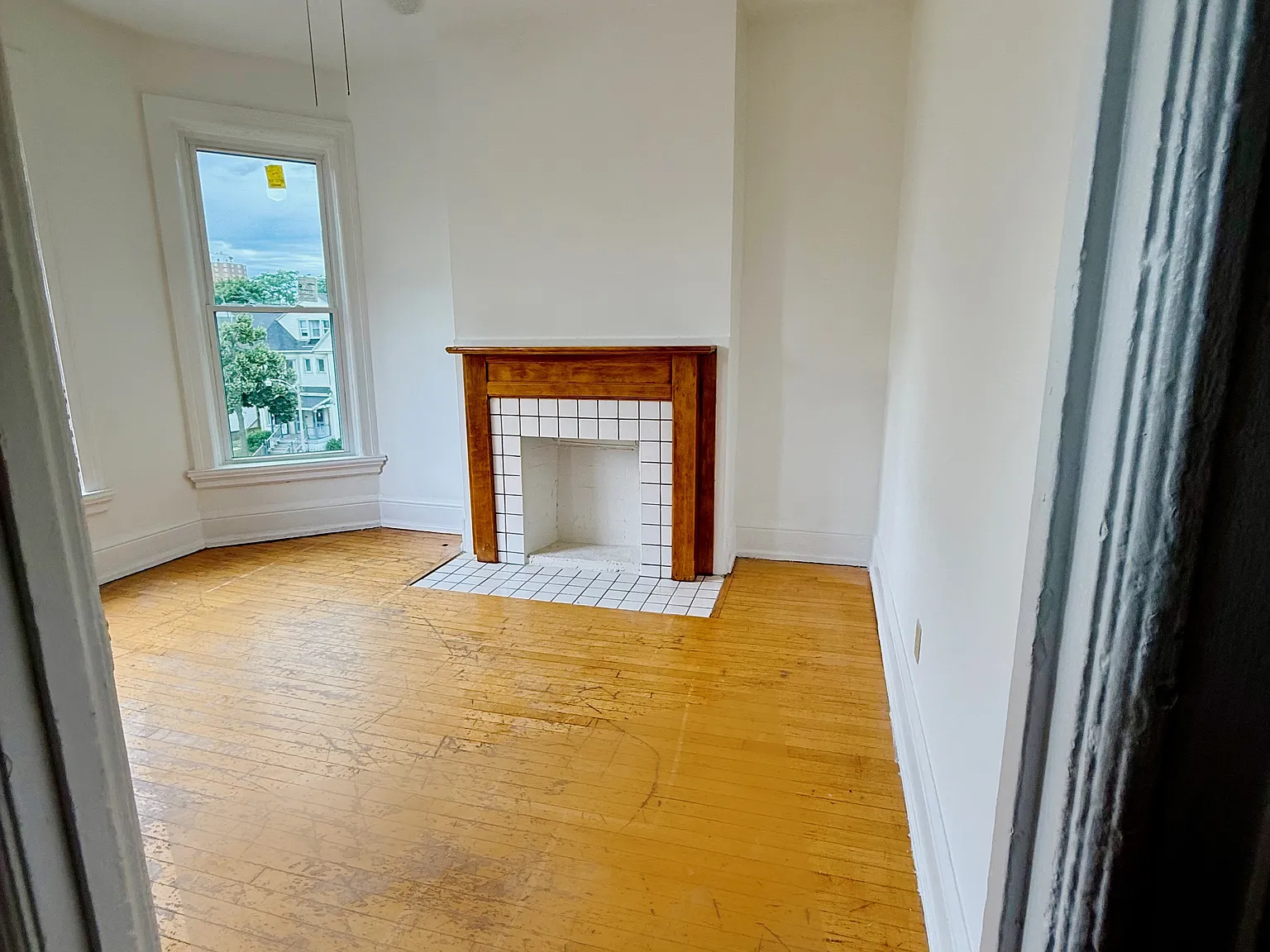 1708 E Lafayette Pl — Photo 4