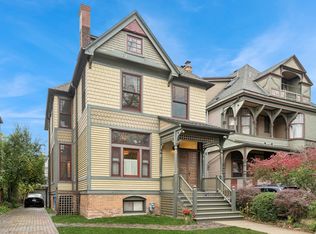 5740 S Harper Ave, Chicago, IL