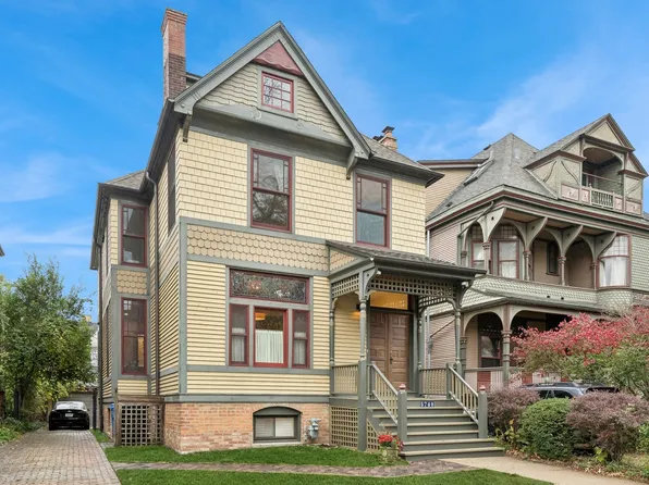 5740 S Harper Ave, Chicago, IL 60637