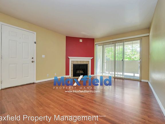 4th image of 945 Creekhill Ln APT 20