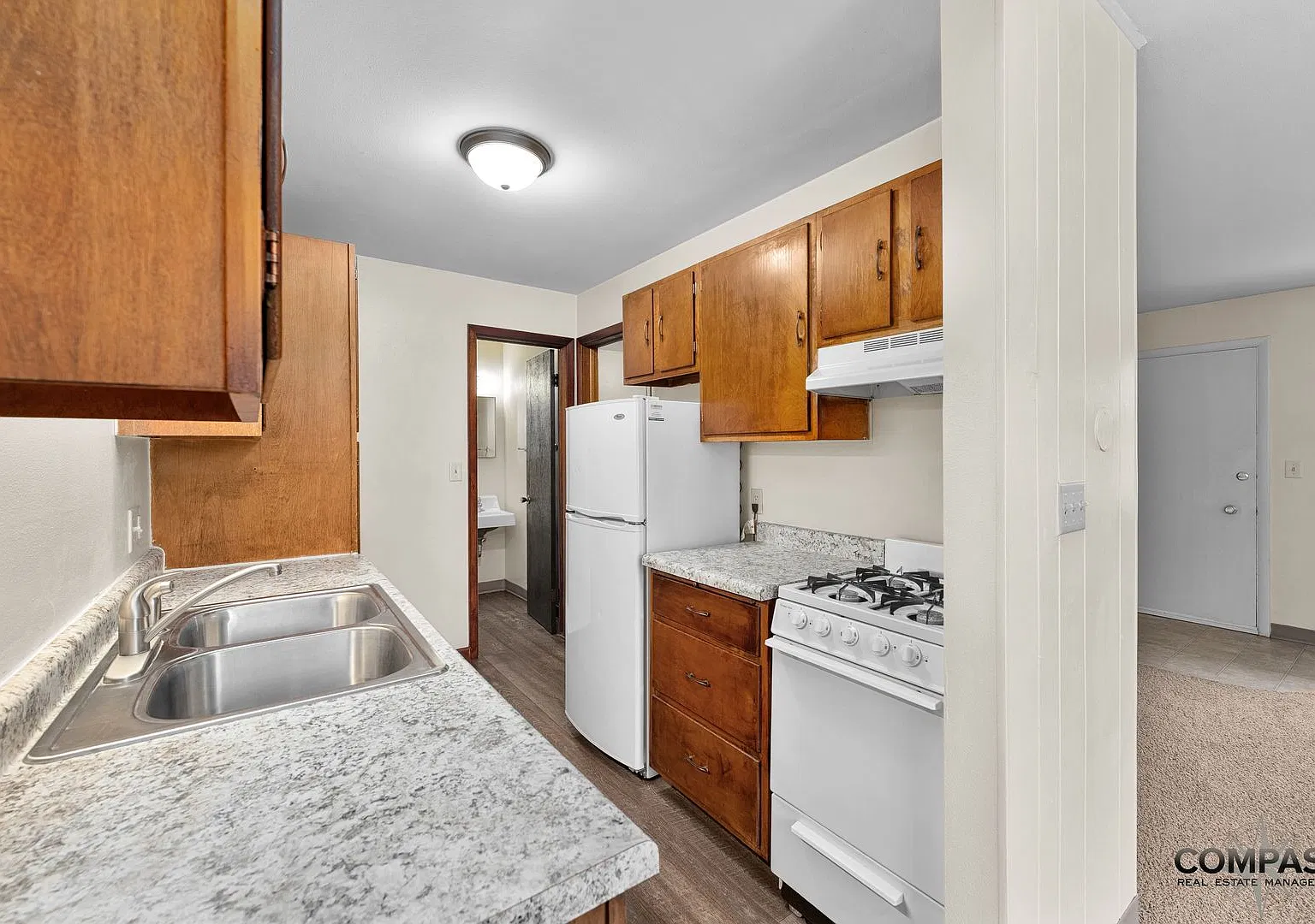 417 Washington St Apartments — Photo 2