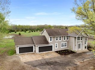 18523 S Ridgeview Rd, Olathe, KS 66062