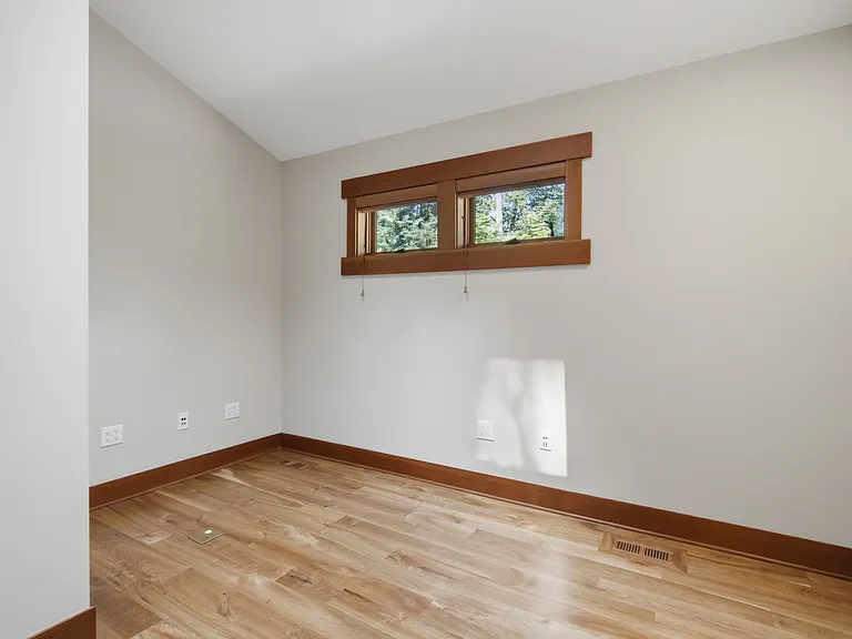 3303 142nd Pl NE — Photo 32