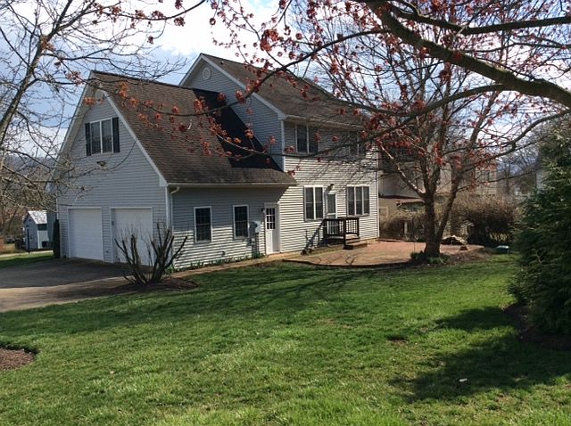 2nd image of 159 N Muhlenberg St