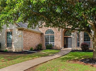 937 Queen Elizabeth Dr, Mc Gregor, TX 76657