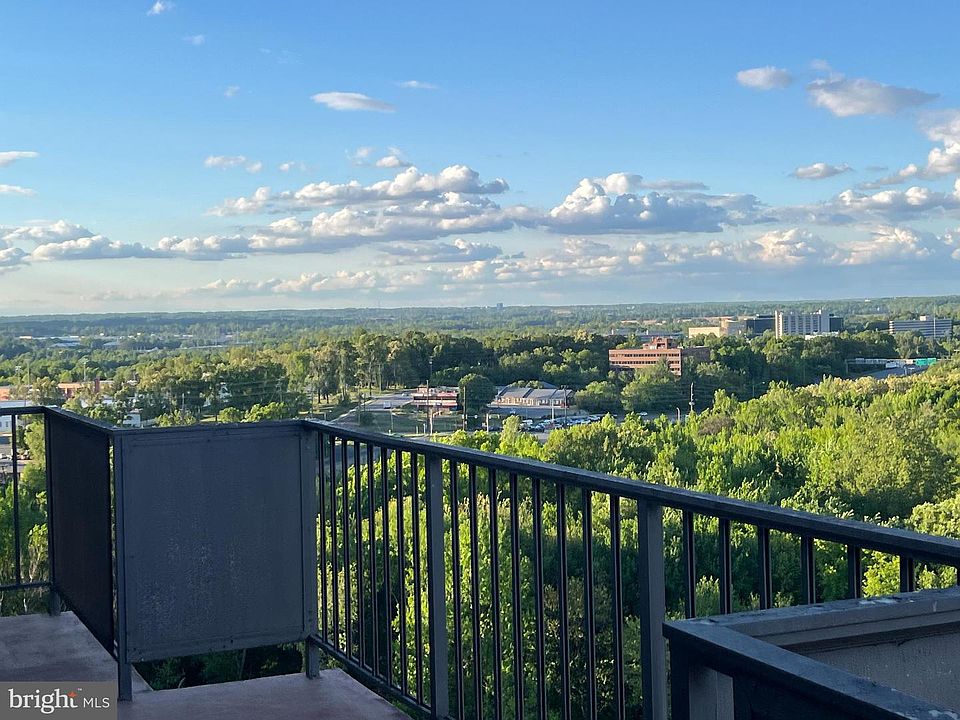 1st image of 6100 Westchester Park Dr APT 1818