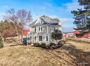 10256 Somonauk Rd, Hinckley, IL 60520