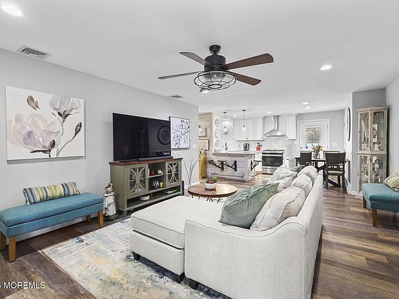 4th image of 33-35 Atlantic Avenue