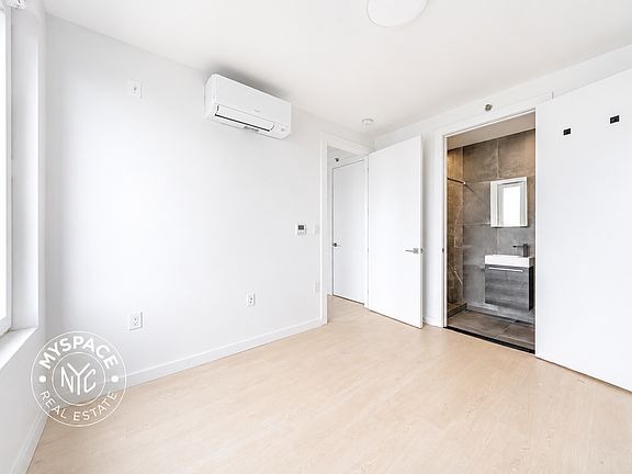 4th image of 1499 Bedford Ave #5H