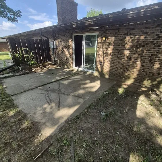8749-8751 Shadycreek Dr — Photo 9