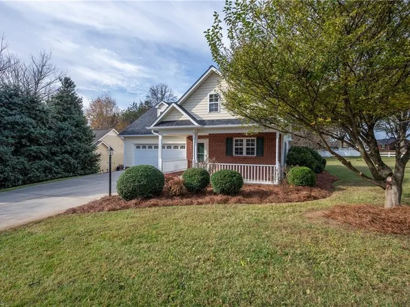 3010 Kaymoore Dr, Winston Salem, NC 27127
