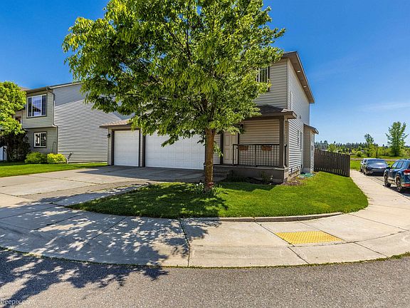 3rd image of 9313 W Foxtail Ln
