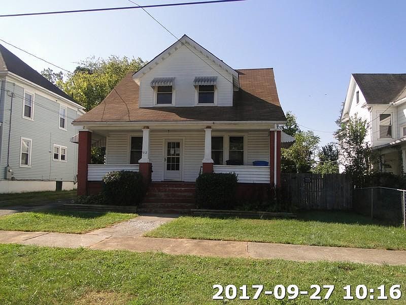 1st image of 912 Staunton Ave NW
