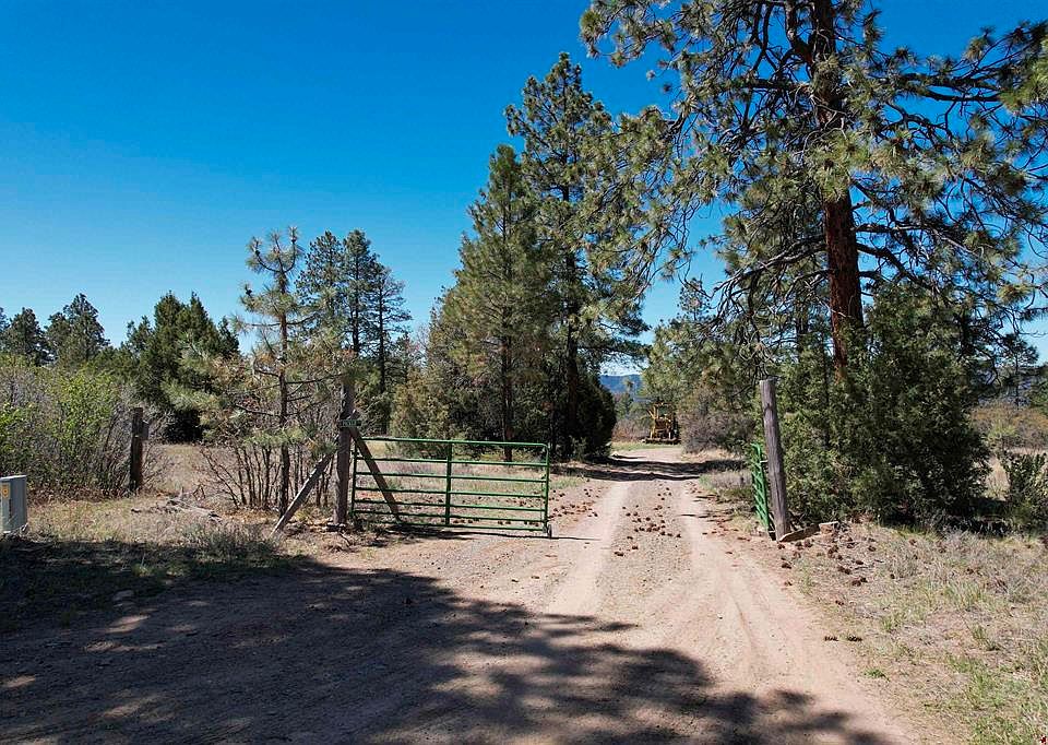 1st image of 1043 Ranchland Drive