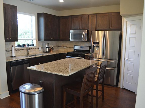 5th image of 2113 Carlson Dr #59C