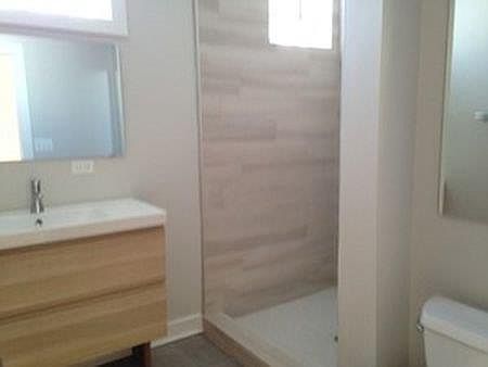 3rd image of 3316 W Wabansia Ave #1