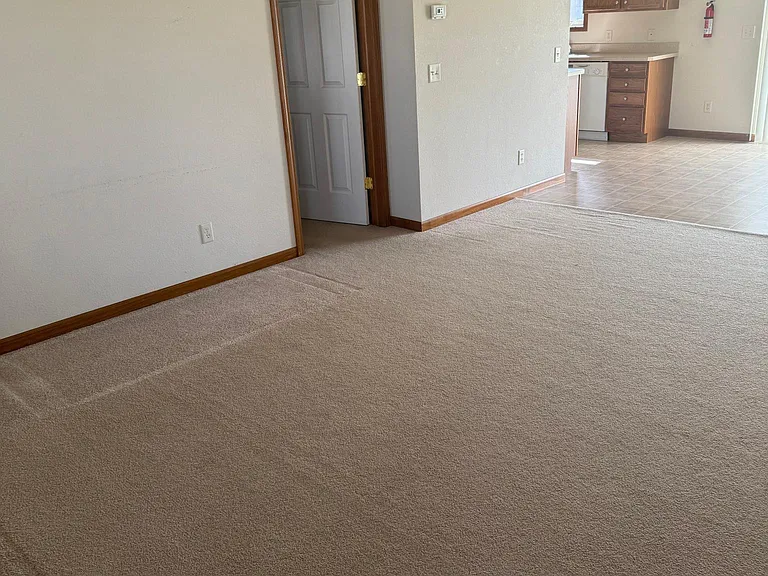 1309 Red Oak Dr — Photo 3