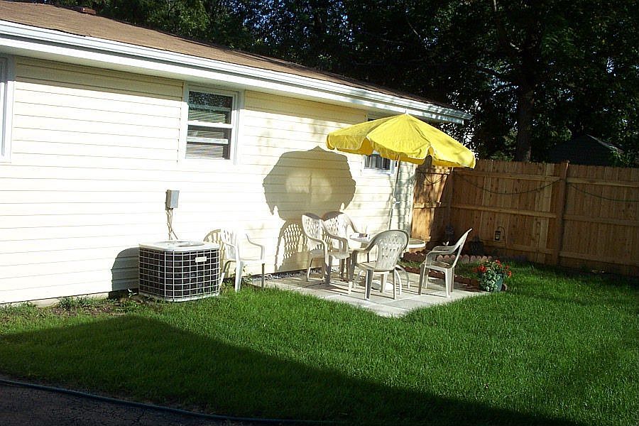 2nd image of 8544 S 79th Ave