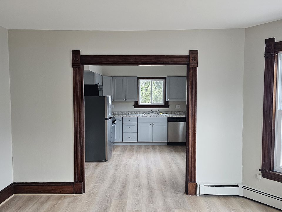 1st image of 272 Elm St #2