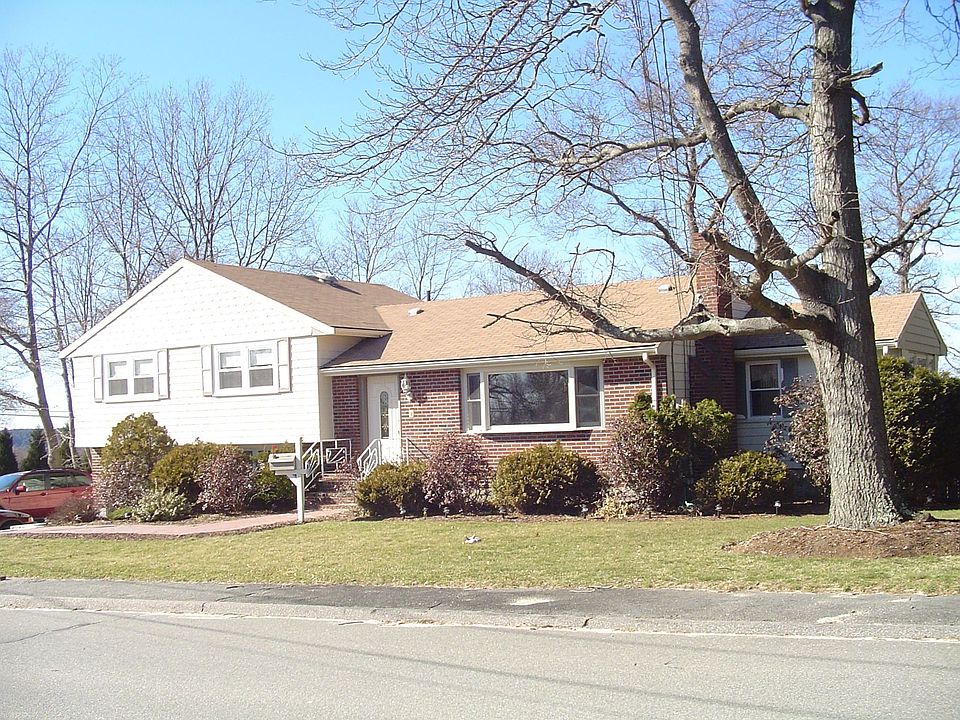 2nd image of 19 Crawford St
