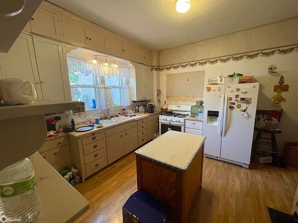 815 Roland Ave, Chariton, IA 50049 MLS 6310191 Zillow