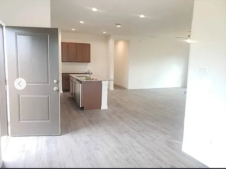 10501 Cedar Ct — Photo 37