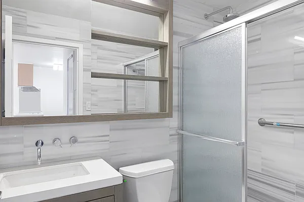 Rented by Platinum Properties | media 6