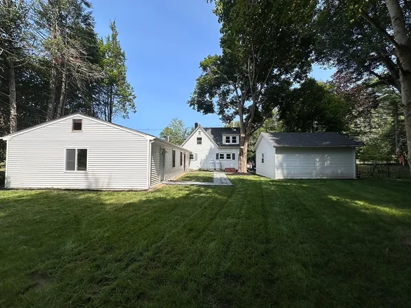 201 Long Pond Rd, Plymouth, MA 02360