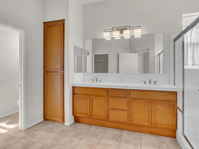 21300 Tarraco — Photo 21
