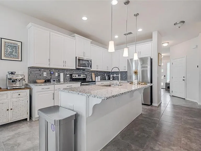 2495 Rapollo Dr — Photo 15