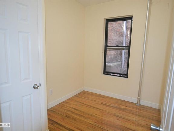 5th image of 3151 Broadway APT 2C