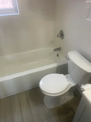 Rented by Royal House Realty, Inc. | media 6