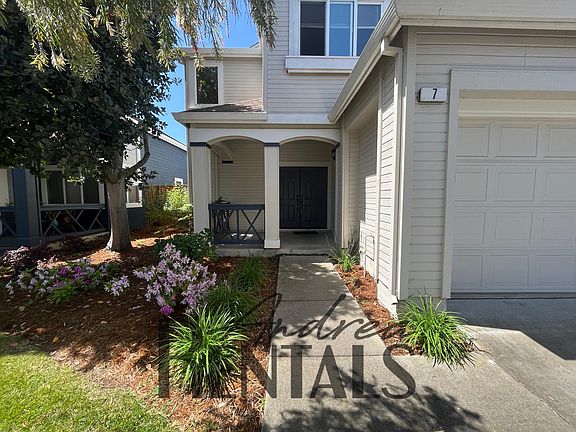 2nd image of 7 Harbor View Dr