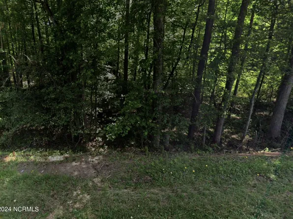 12 Warner Rd, Troy, NC 27371