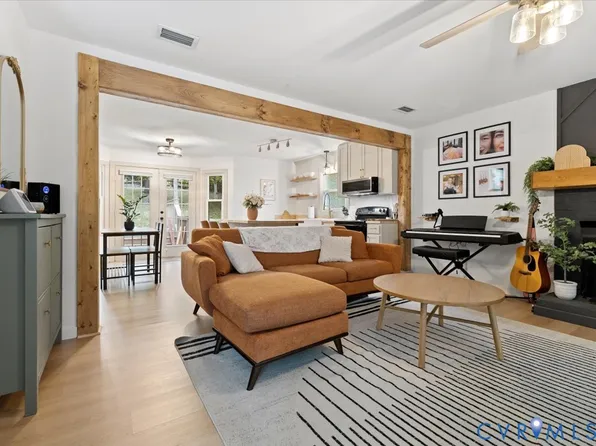 6806 Full Rack Cir, Midlothian, VA 23112