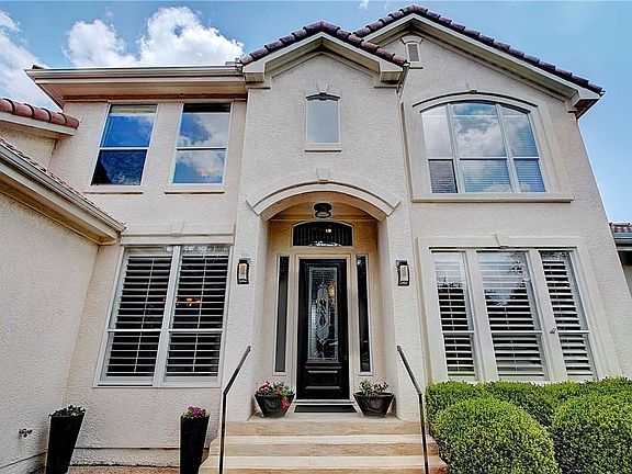 2nd image of 416 Luna Vista Dr #B