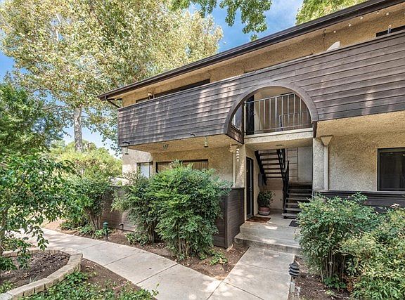 7312 Corbin Ave-4