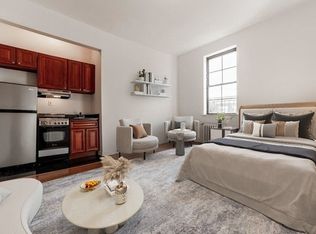 303 W 11th St APT 3, New York, NY 10014