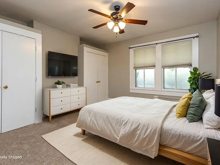 384 Mulberry St #203 — Photo 17