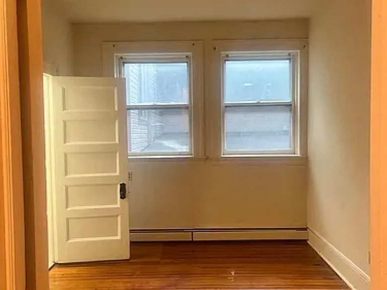 416 Bloomfield Ave — Photo 6