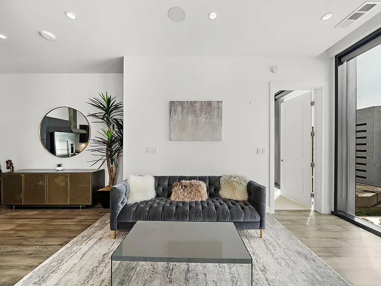 1211 Caroline St #1109 — Photo 16