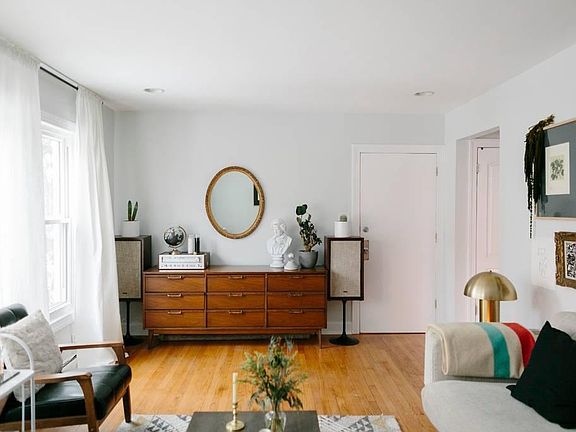 Front entryway