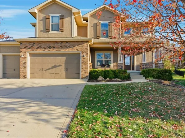 9305 N Hunter Ct, Kansas City, MO 64157