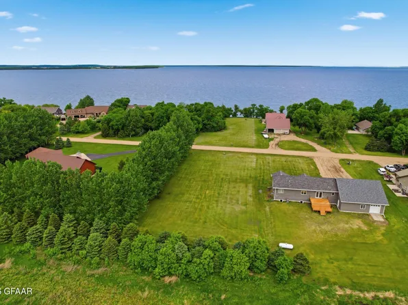 Prairiewood Ln, Warwick, ND 58381