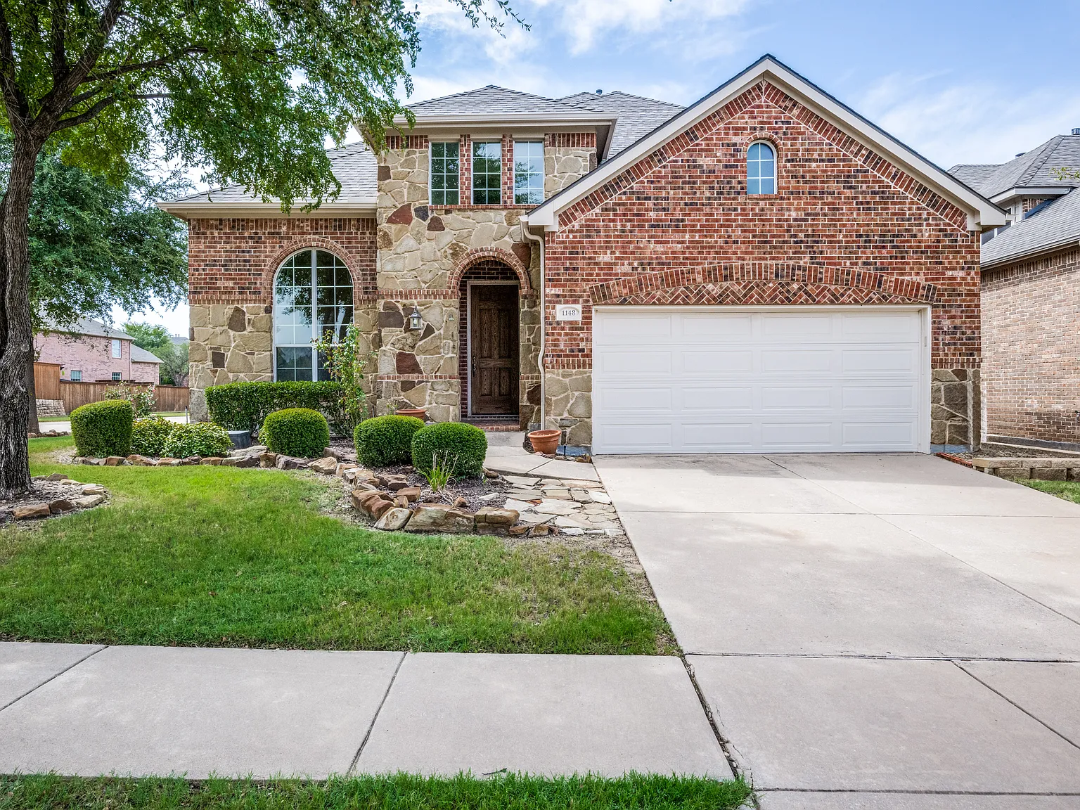 4 bed, 3200 sqft, $3,250 — Photo 1