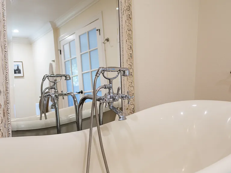 977 Continental Dr — Photo 56